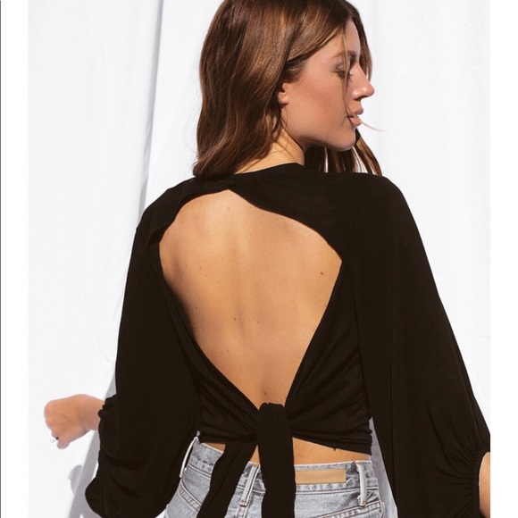 gold morning Tops - Open back long sleeve black top